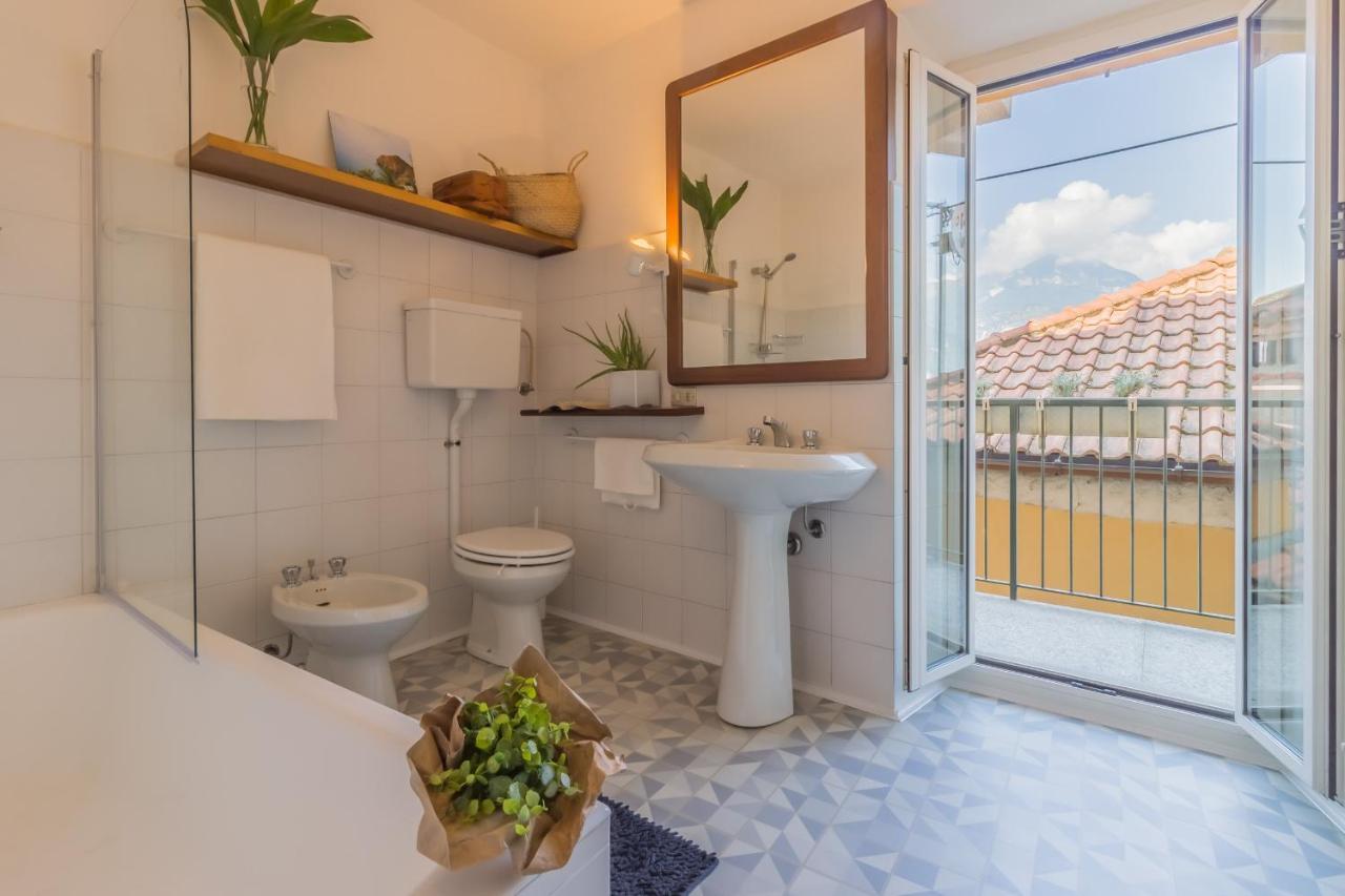 Casa La Nuvola Варена Екстериор снимка